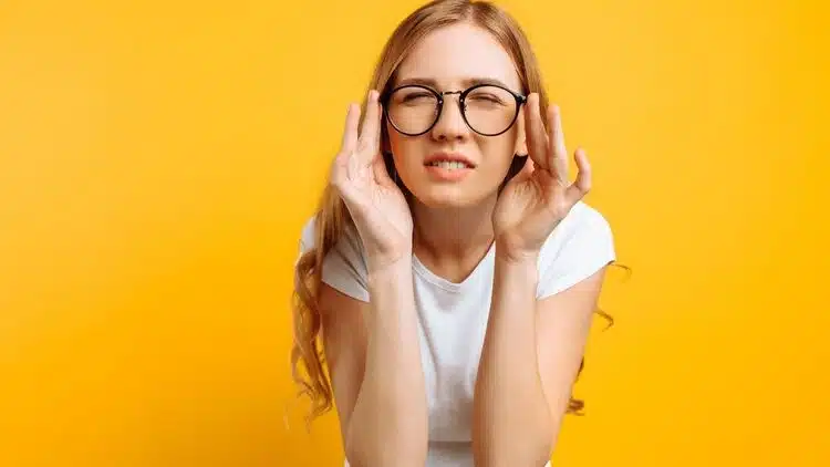 Que veut dire être hypermétrope ? Définition, causes, traitements